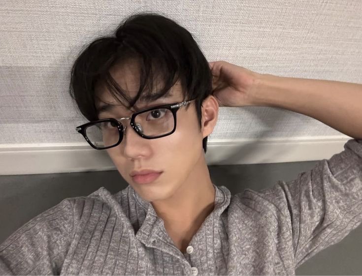 bbysoulk's tweet photo. verde igual o baseado q eu tô acendendo agora https://t.co/zJQjXx2kIT