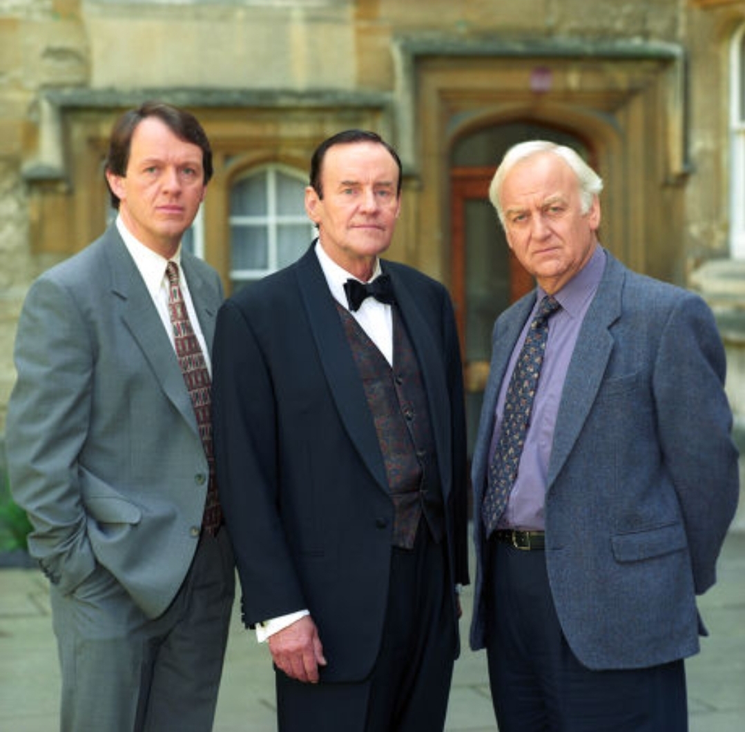 Jag248RPA's tweet photo. Three of my fav BTS photographs from the Morse series. I love the one with John Thaw and Richard Briers laughing. All taken during the filming of Death is Now my Neighbour. #inspectormorse #endeavour #endeavourmorse #johnthaw #kevinwhately #richardbriers #morseseries #colindexter https://t.co/FQoZSsTWTZ