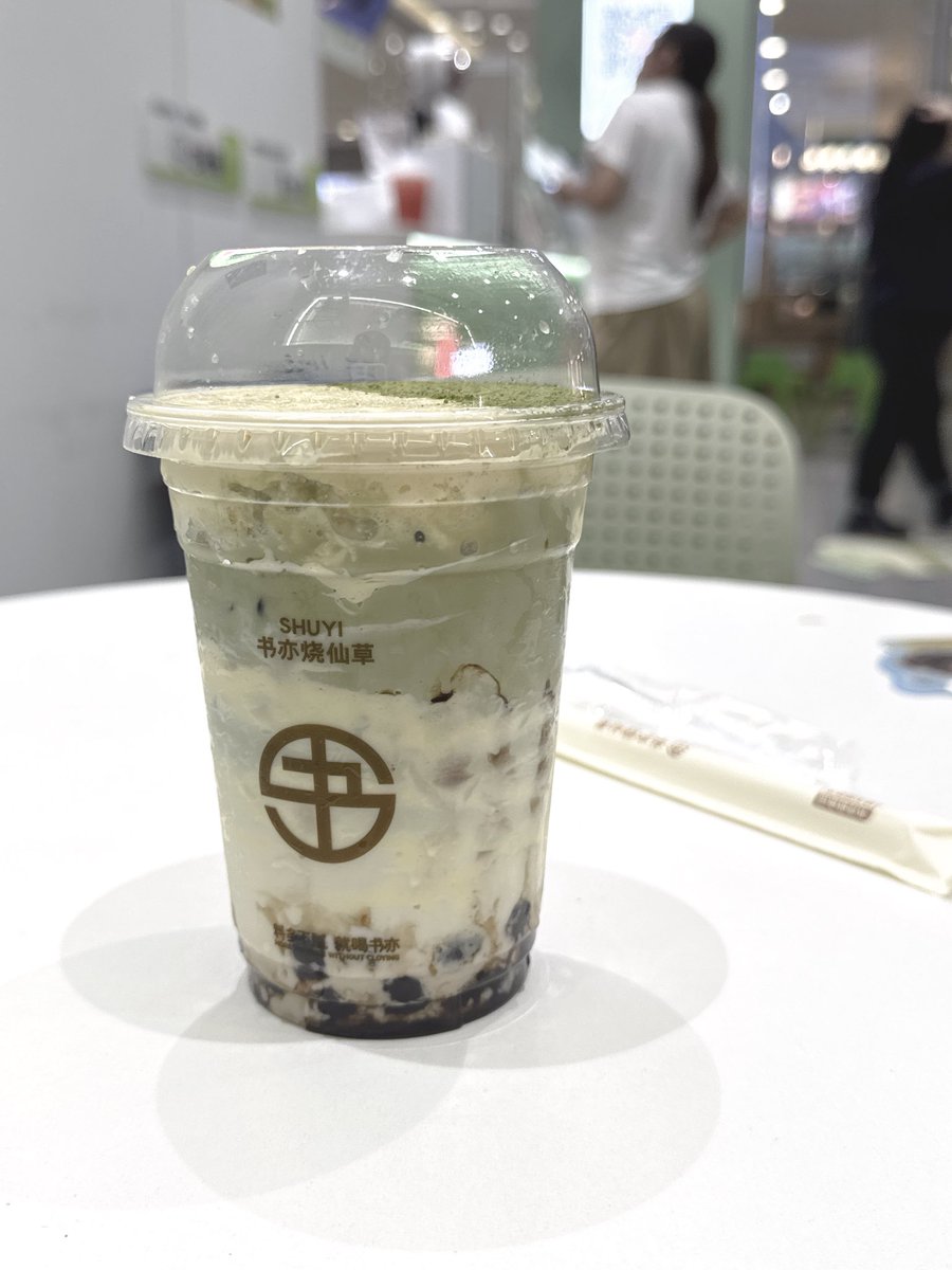 Alivegoqr's tweet photo. 有钱耍起没钱硬耍 https://t.co/t22nzPSavv