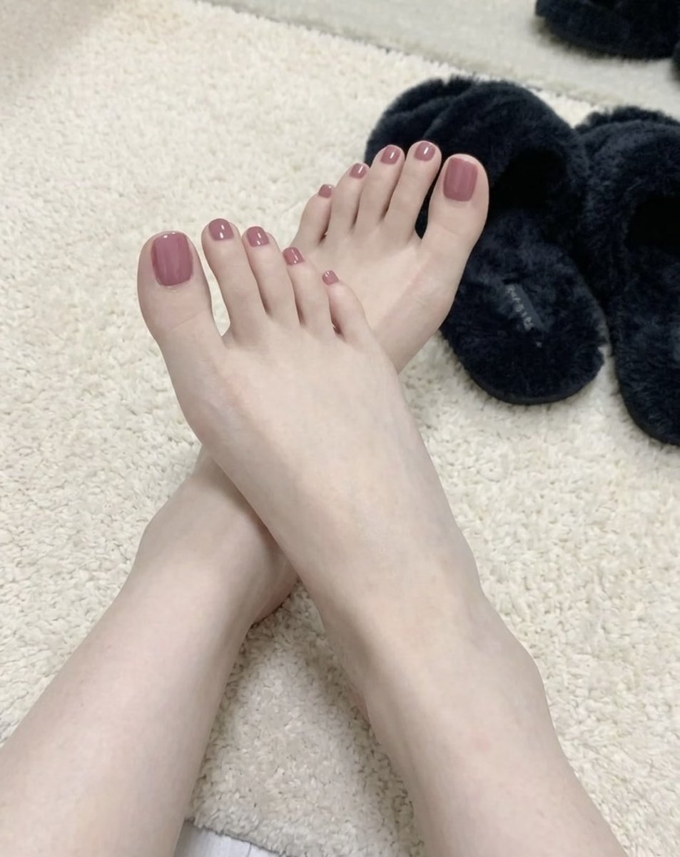 sonay_mutluer's tweet photo. 说好了寸止，还没开始你就喷了？？？

#女S #调教 #母狗 #收狗 #反差 https://t.co/W8FQns1BSd