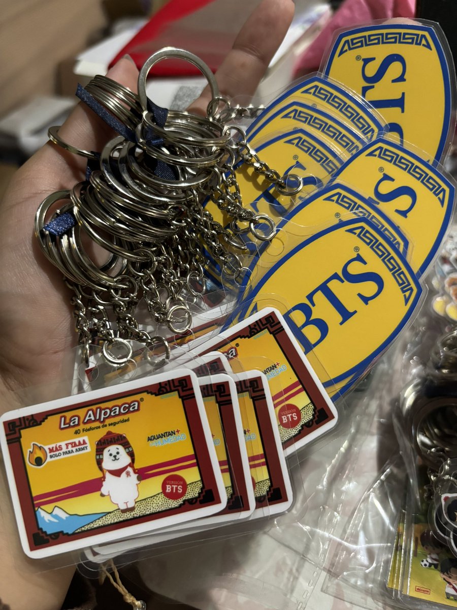 MinaIsLate's tweet photo. Última preventa para sus freebies o pedidos personales antes del concierto termina el 8 de setiembre! 🇵🇪 https://t.co/riyTKkrZV1