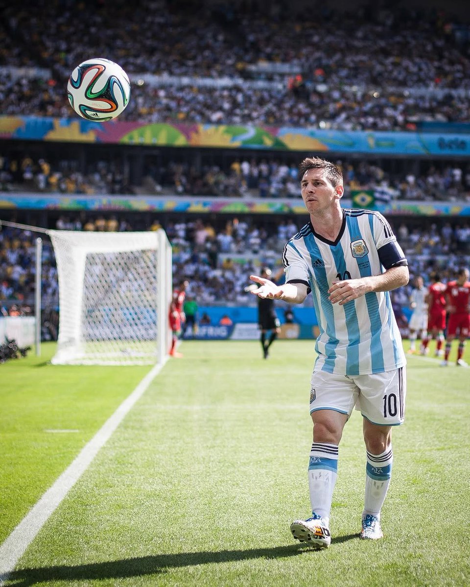 messi_archive's tweet photo. https://t.co/QaBtDpwids