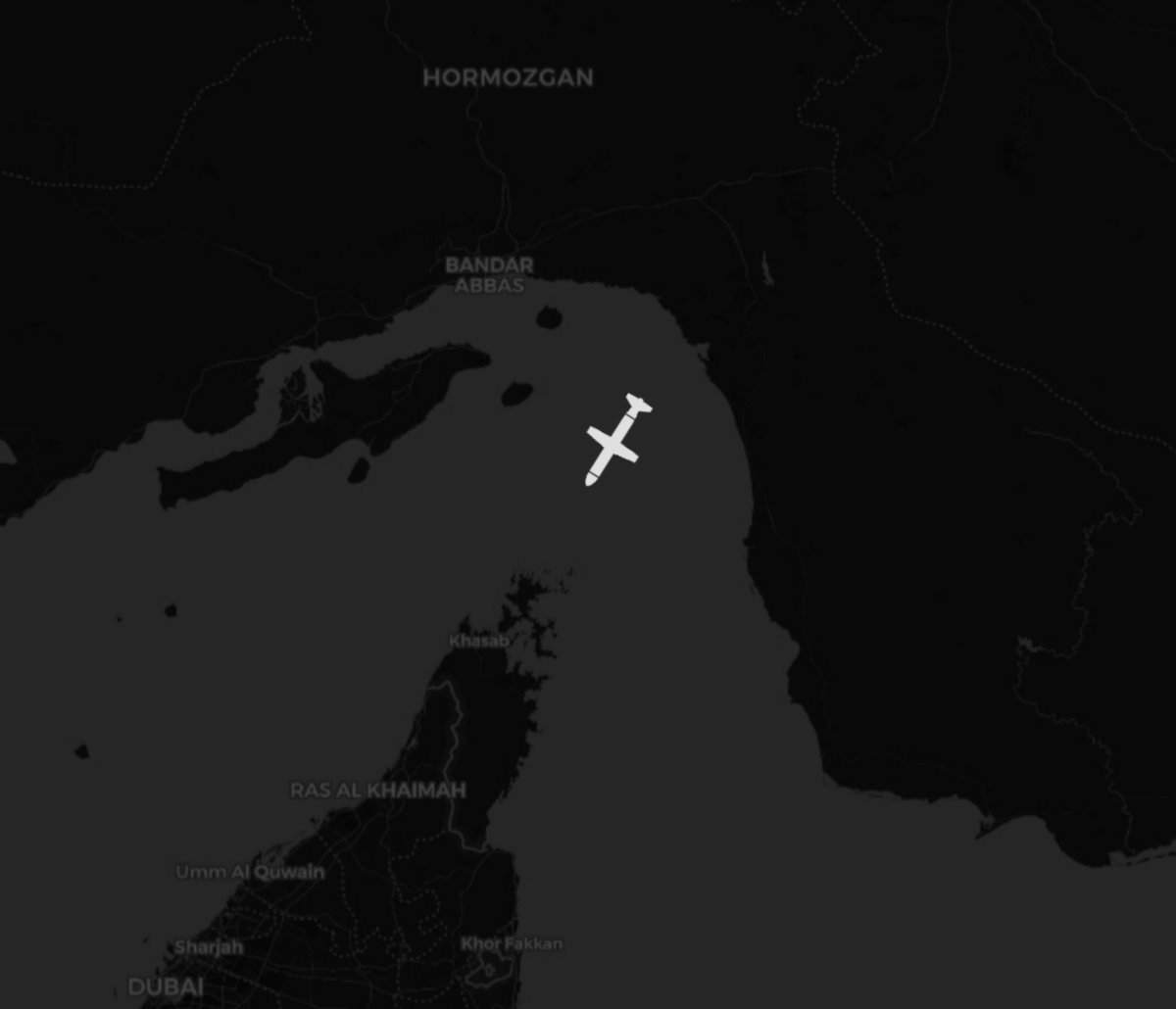 MoloWarMonitor's tweet photo. Reports of several explosions in the Strait of Hormuz, where the U.S. military is currently escorting a large convoy of oil tankers.

Anti-ship cruise missiles are being launched towards the southern route. https://t.co/7Zk17nWz0m
