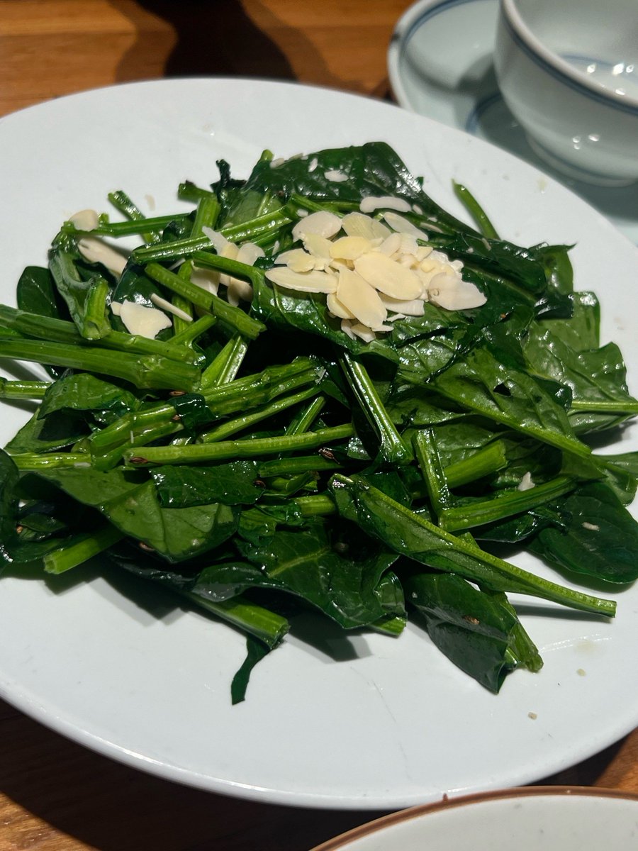 adiljatt5's tweet photo. [Just tried the 100% organic baby spinach—super crisp, earthy, and only takes 2 mins to steam! Perfect for quick weeknight meals  #FreshProduce #HealthyEats]， https://t.co/qgZUfcsGgv