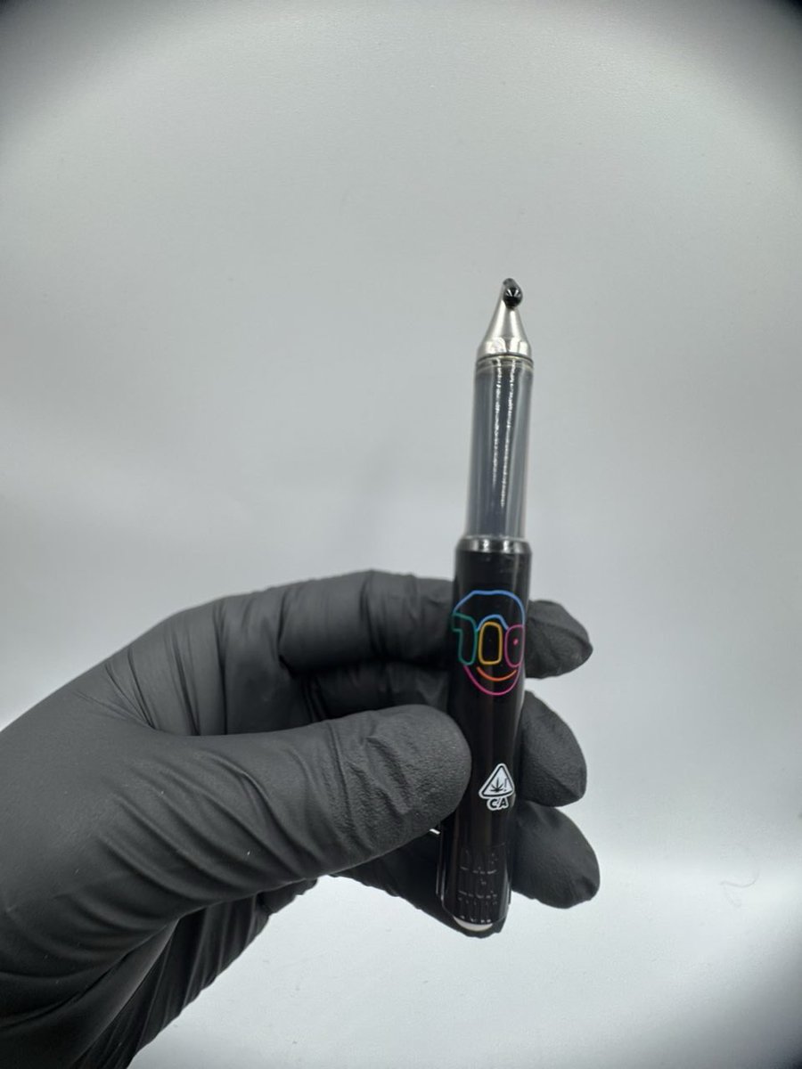 Highplow's tweet photo. 710 1g RSO 🕯️🖊️

10 pc  $25 each
50 pc $19 each 
100 pc $18 each 
500 pc $17 each 
1000 pc $16 each 
2000 📲HMU https://t.co/OjUBMCYJ8C