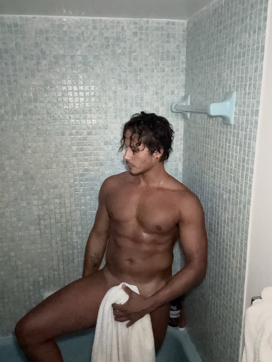 themarcfranco's tweet photo. https://t.co/gYnEVb8lSp https://t.co/MgBs5L9lbQ