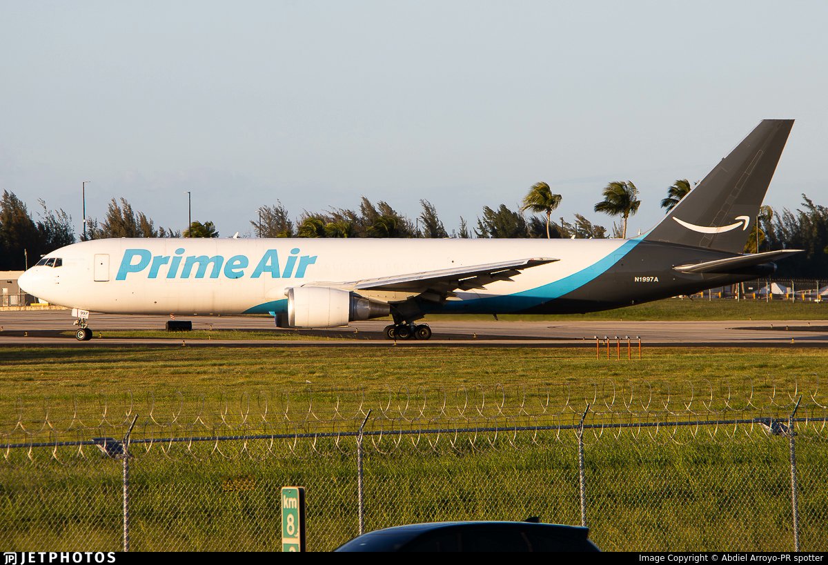 flightradar24's tweet photo. #CSB7598 was operated by a 21 Air Boeing 767-33A(ER)(BDSF). The 32 year old aircraft flew with various airlines as a passenger carrier from 1994 to 2015, when it was converted to cargo configuration.
This 767 is powered by two CF6-80C2B6F engines. https://t.co/biW1Rq19oh