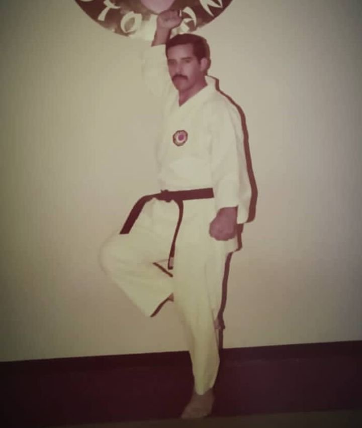 tonyfm66's tweet photo. Recordando a Manuel Millán Shihan ✝️ quien en vida fue mi Maestro de Karatedo y de otras tantas lecciones de vida ¡Oss! 🥋⛩️☯️🙏 https://t.co/OexxxYdsIz