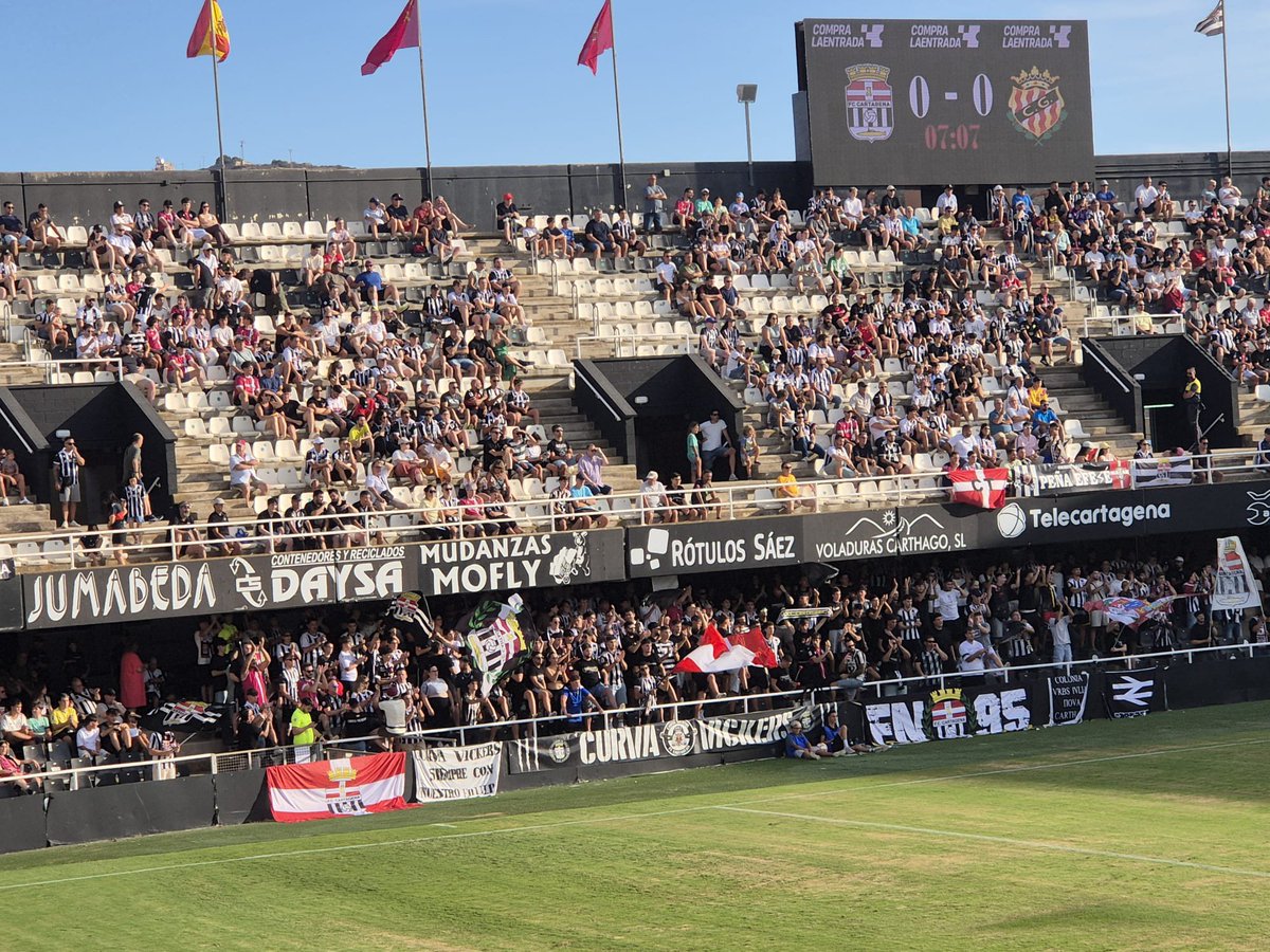 Curva_Vickers's tweet photo. Mi casa🤍🖤
Mi equipo 🤍 🖤
Mi gente 🤍 🖤

A MUERTE 🔥🔥🔥🔥 https://t.co/vtUeZqLrdl