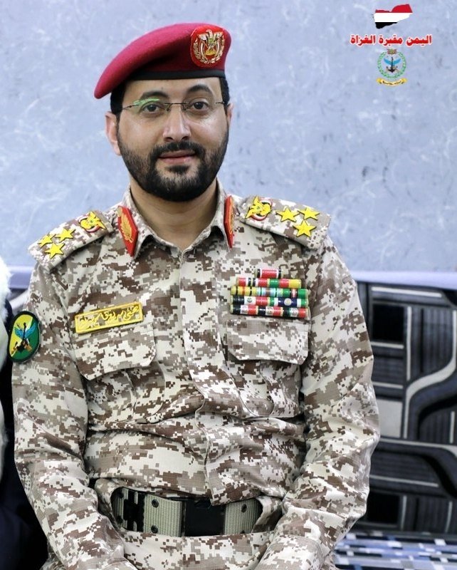 WW_2X1_MM's tweet photo. أخبار تبيّض الوجه بإذن الله وتطيّب النفوس.

متحــدث القـوات_المسلحـة_اليمنيـة 
العميد يحيــى سريــع.🫡 https://t.co/zW3YTErZoM