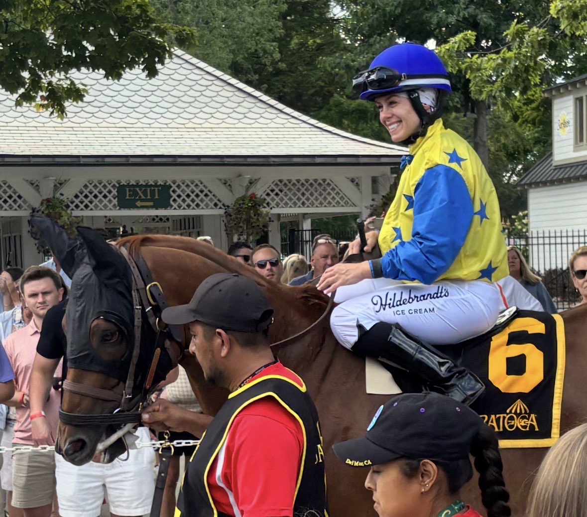 atthewire's tweet photo. @jockeykdavis 
#FANFAVORITE https://t.co/iDJGYSL1rM