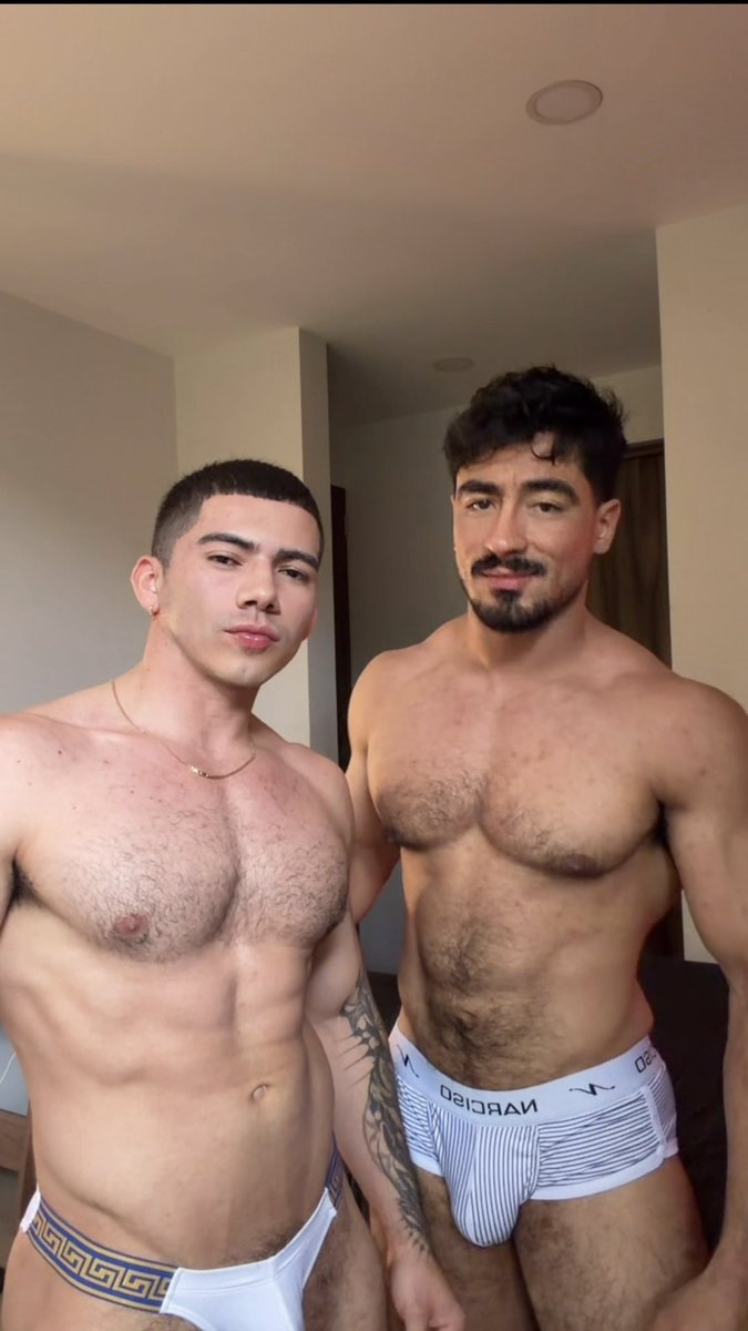 Edumenmx's tweet photo. Listos para ver esto? 🎥🥵🔁
@Tetoro111 

https://t.co/8uVfk7Xmux https://t.co/xj4Xb5iOzD