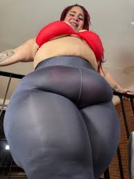 Tresslabb's tweet photo. Mami Got A Phat Azz Pussy https://t.co/F9L34BVKfv