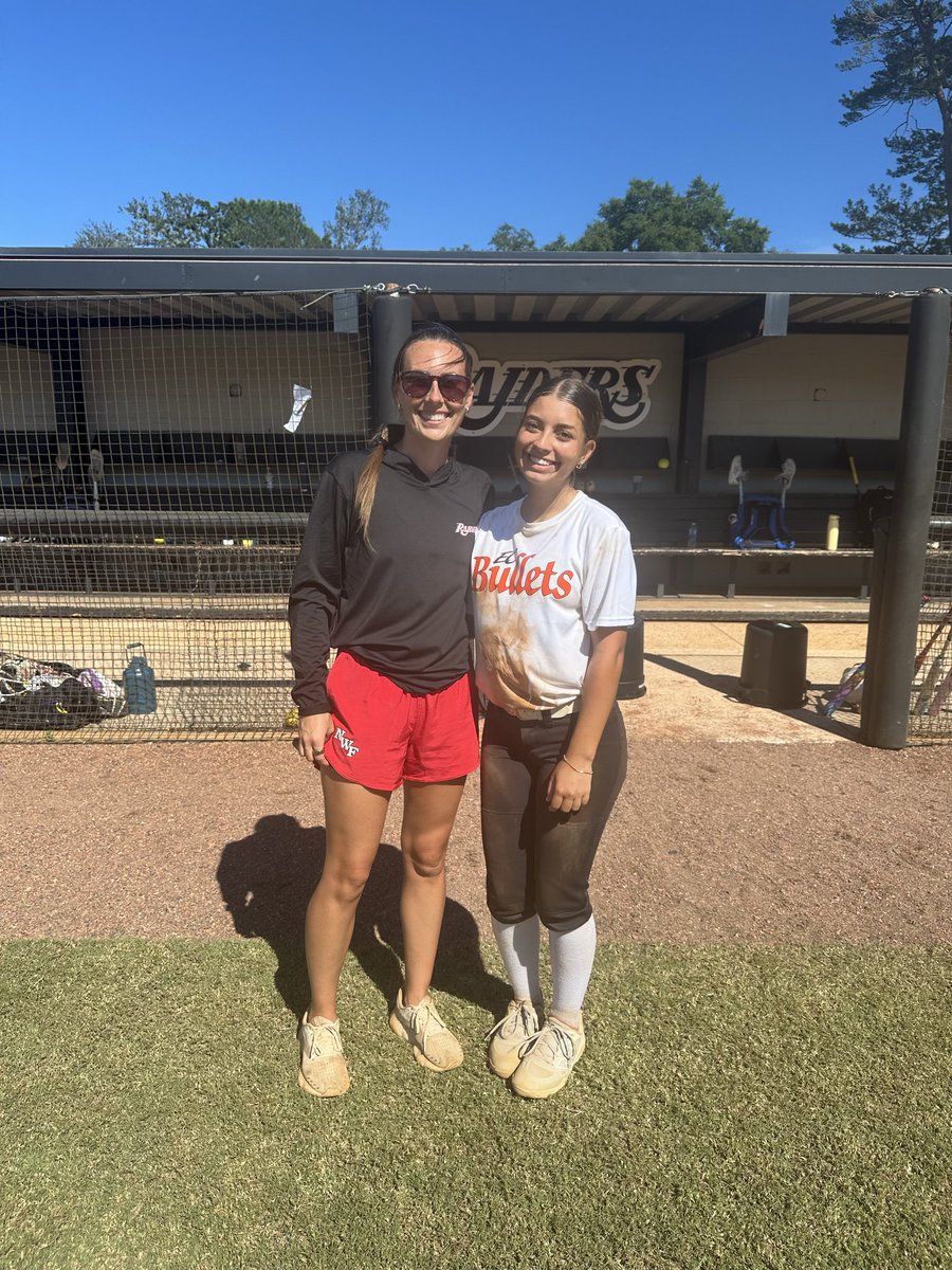 krislyn_latty's tweet photo. I had the best time today at the NWFS Camp and I got some great feedback. Thank you for having me Coach Lee! @AndyLeeNWF @NWFRaiders_SB https://t.co/l4rK0Njpj4
