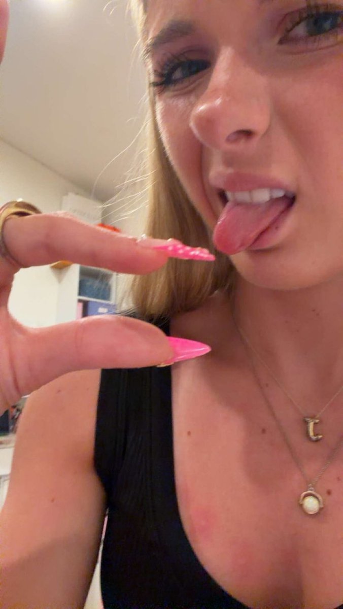 TheXunseentv's tweet photo. Whitebois and their pathetic little size, bnwo will always be your worship... 

Time to accept your new order and bow to me, before it's too late🤤

#cuck #cuckold #wankchat #hotwife #nsfw #nsfwtwt #bbc #bnwo #findom #horny #goon #gooner #feargasm #catfish #scam egirls gym brats https://t.co/CvmyjxN25R