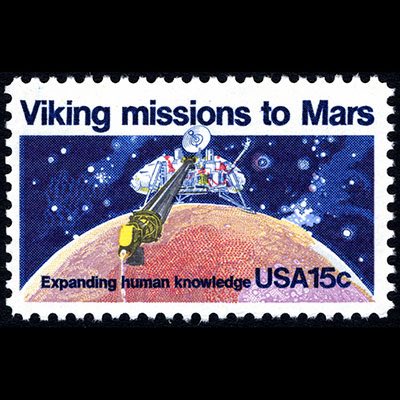 luusssso's tweet photo. Vintage illustrated NASA Mission stamps are just so damn cool https://t.co/9OzrCa3A3n
