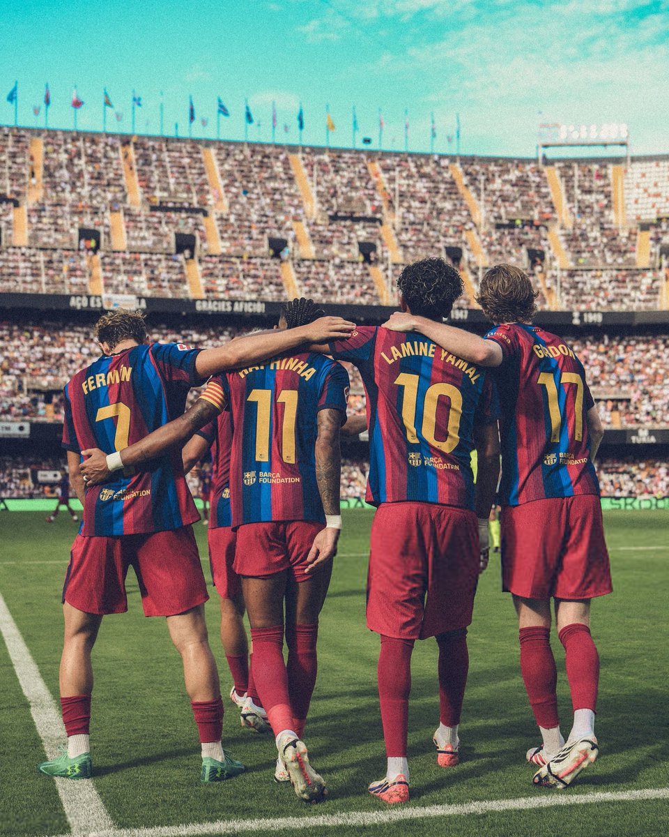 BarcaUniversal's tweet photo. 🚨 Barcelona have scored 17 goals in their last 4 La Liga matches.

GOAL MACHINE. https://t.co/PotfTcxz4Z