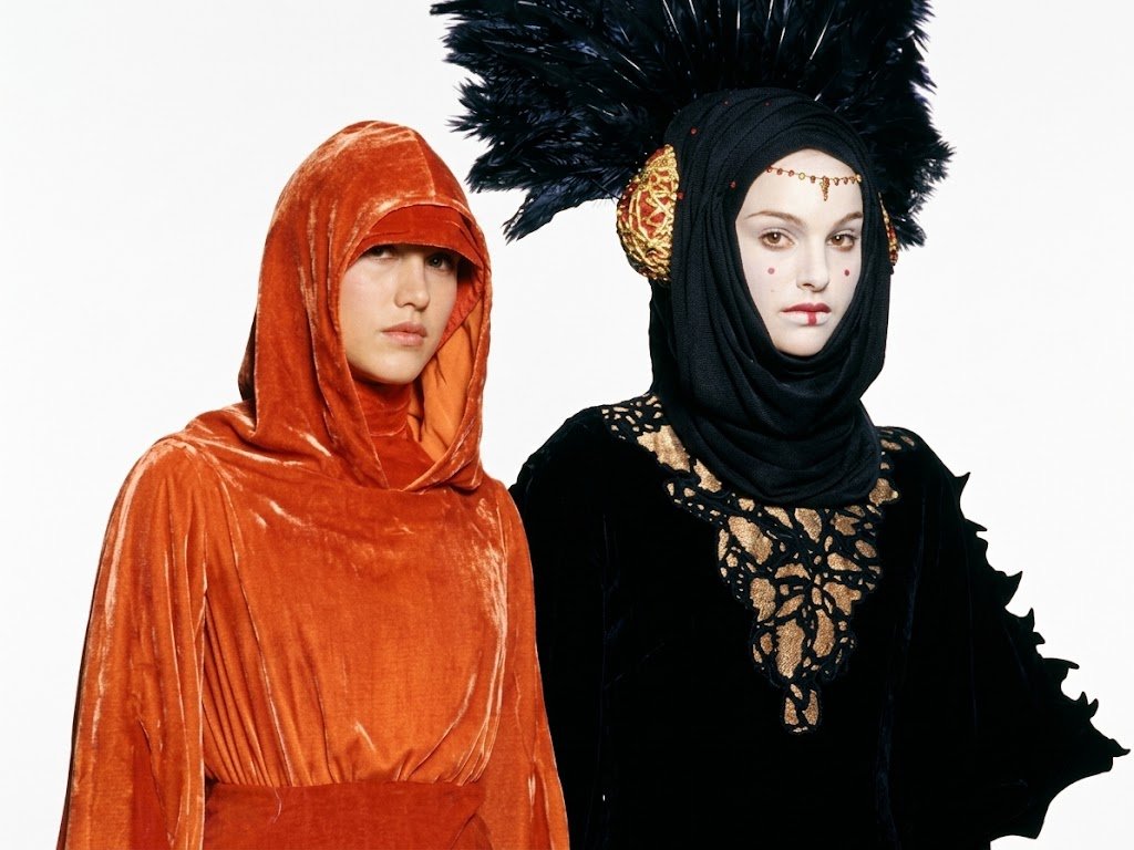 portmanfiles's tweet photo. #NataliePortman as Queen Amidala with #SofiaCoppola as her handmaiden, Saché, in Star Wars: Episode I – The Phantom Menace (1999) https://t.co/LBnDrEN1zs