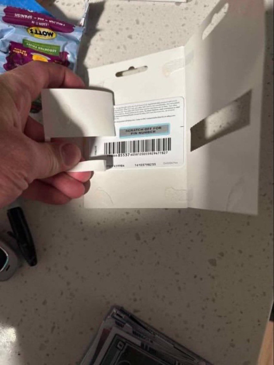 D_Yeezy1's tweet photo. I got $25 gift card? https://t.co/zoDjZbzvii