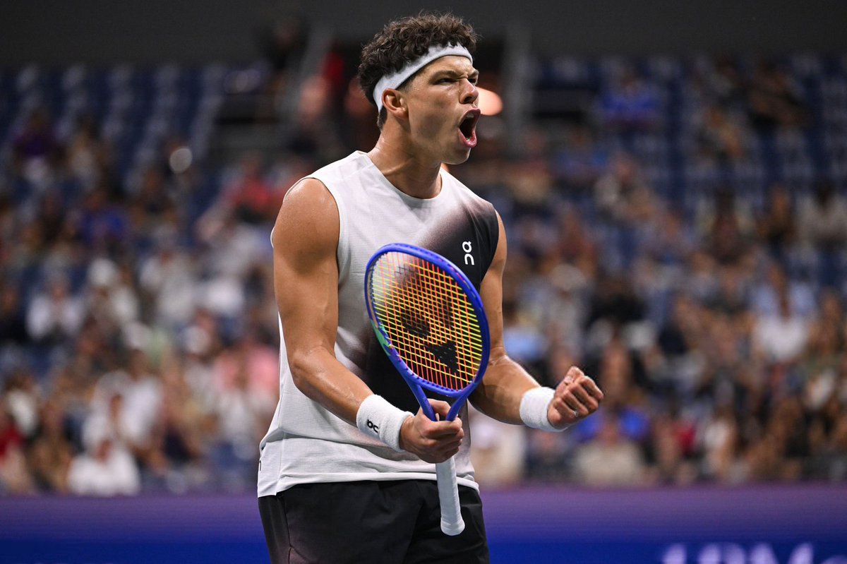 ArabTennis20's tweet photo. ربع نهائي بطولة أمريكا 2026

🇪🇸 كارلوس ألكاراز 🆚 بن شيلتون 🇺🇸

🔥🔥🔥🔥🔥🔥🔥🔥🔥🔥🔥🔥🔥

#USOpen https://t.co/WdkEm6vn8c