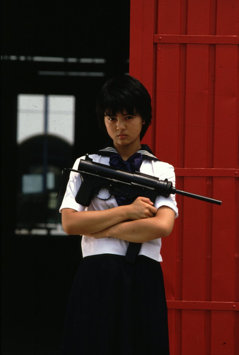 kado_cine's tweet photo. 9/13（日）#角川映画祭 角川シネマ有楽町 の上映予定

（#LOVESONG）  15:10
#セーラー服と機関銃 4K 17:35

LOVESONGの入場者プレゼントは皆様の分ご用意がございます🎁
いよいよ有楽町での角川映画祭最後の週末。パンフやTシャツなどグッズも要チェックです👀
https://t.co/KaxUMlVR4S #角川映画50th https://t.co/UQzDBC5YK4