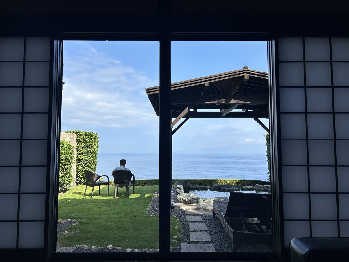 hiropon256's tweet photo. ユーミンの残暑って曲が
沁みる季節になったな。
やり残したことがいろいろ。
来年は、プールと手持ち花火を楽しみたいな。 https://t.co/IvwsWgfl2e