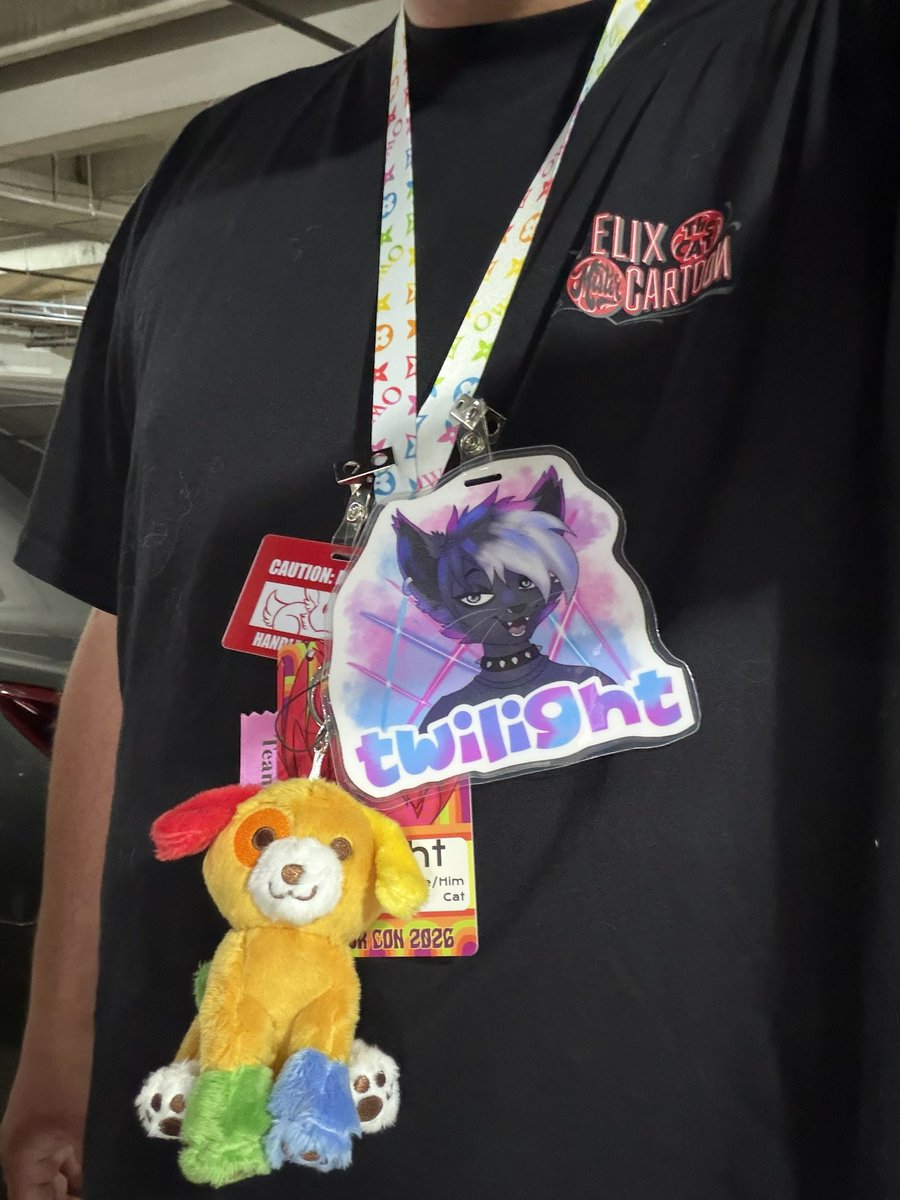 TwilightDaKitty's tweet photo. Another great weekend @IndyFurCon with @MaximumsShepp 
Caught up with friends. Made new friends. It was a great time https://t.co/8QufEuccws