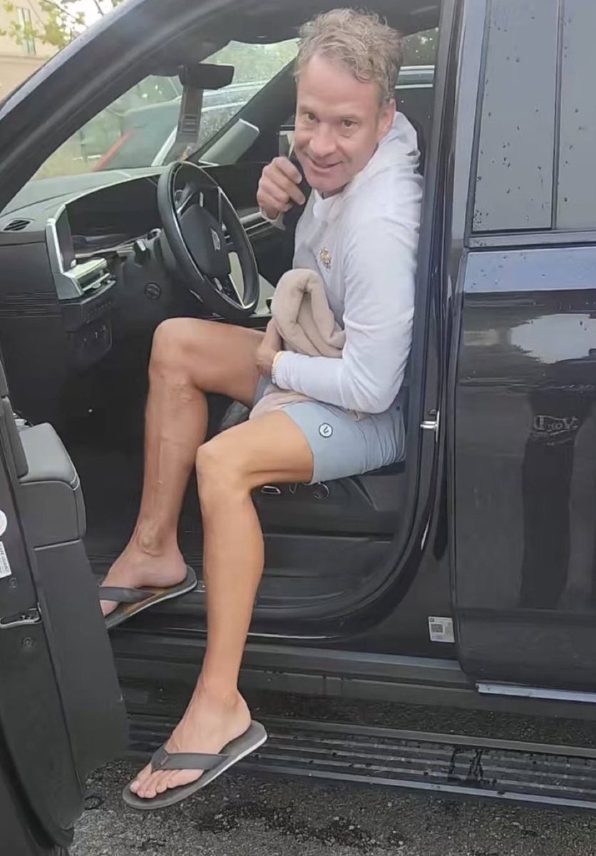 NCAAPortal's tweet photo. Showing up the next morning after the rest of the bachelor party couldn’t find you after 11:00 pm https://t.co/3nVI3Kvgi0
