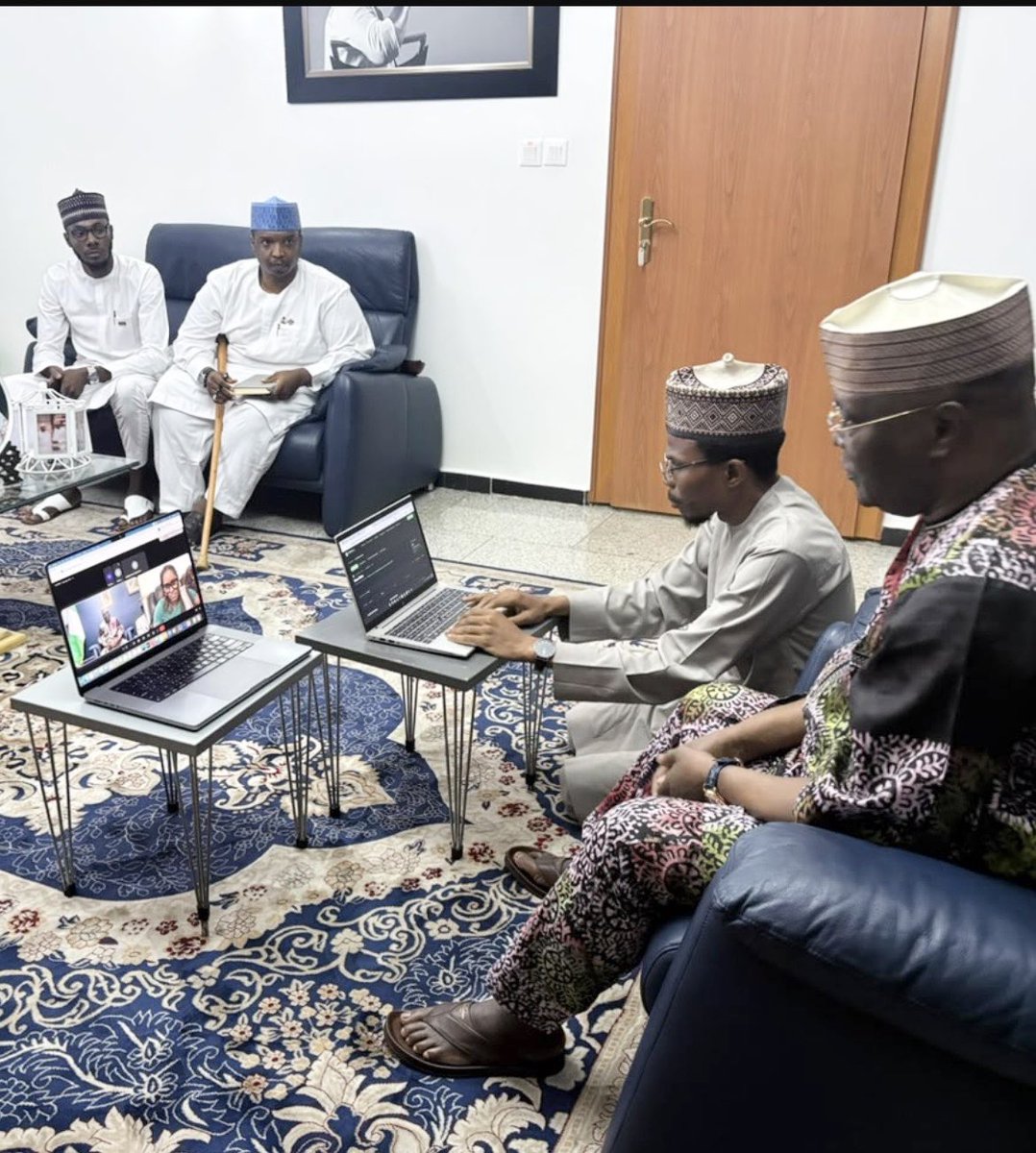 Bashir_GS's tweet photo. Today, Myself and my brother @KHALYD16 had the pleasure of having a private session with H.E Atiku Abubakar GCON, the mission is simple: Deliver Nigeria and Make Nigeria great. https://t.co/0w3XfCorZm