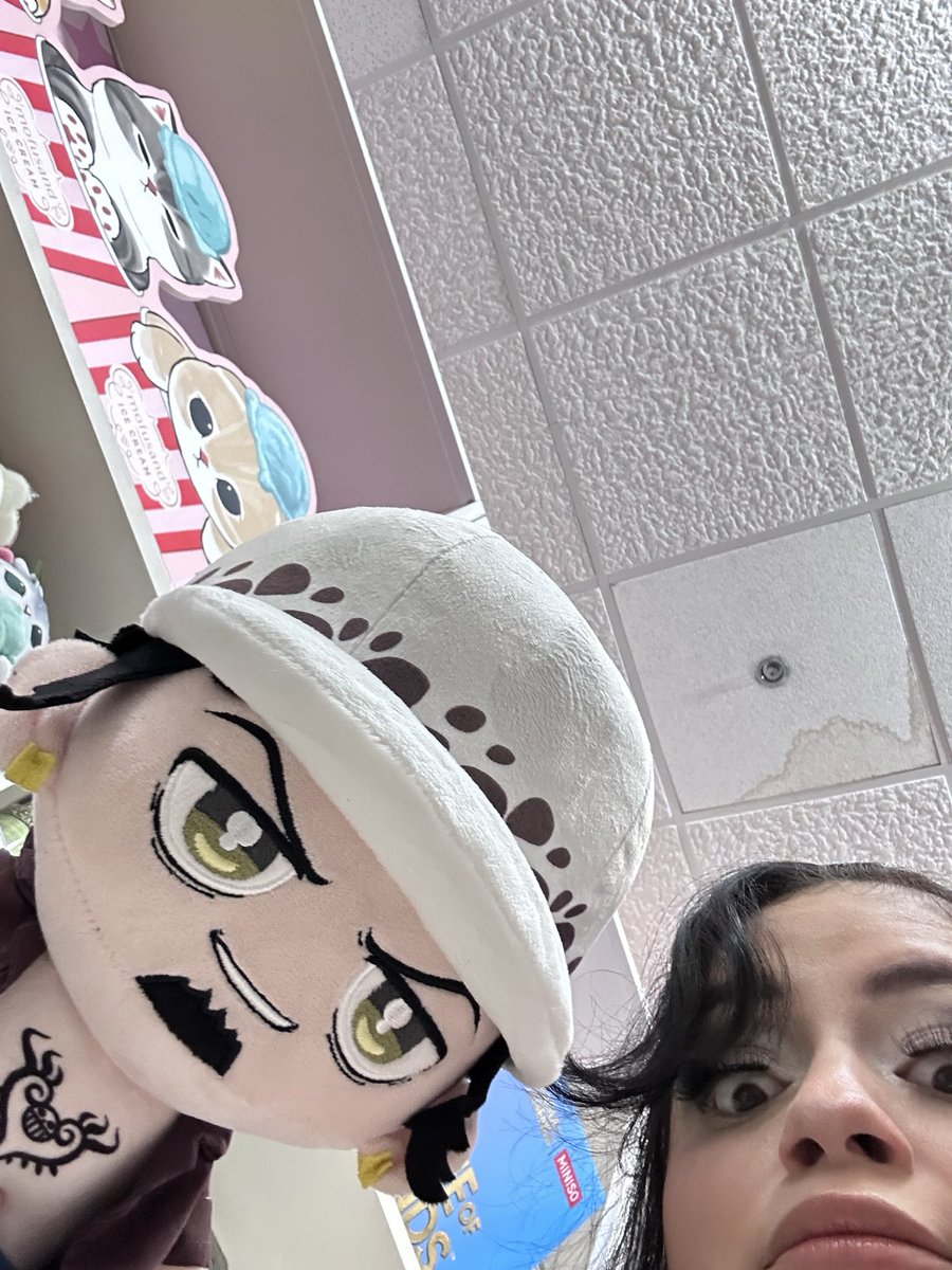 dietbimbo's tweet photo. had a date with a weird ass autistic surgeon 🙄 it went well i guess https://t.co/hDSFUJbWXP