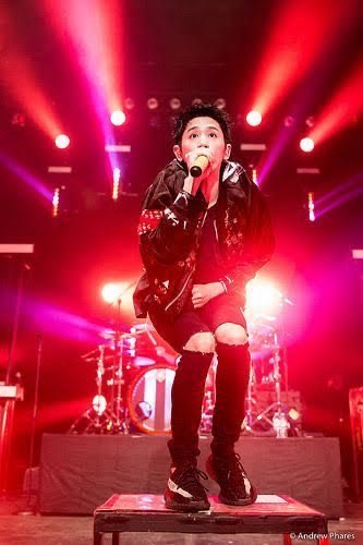 takatomoko417's tweet photo. おはよー
ZOZOの余韻残しつつお仕事。
今週もよろしくお願いします😊✨
#ONEOKROCK #OORer #Taka #DETOXFINAL https://t.co/k5O7NpqMsU