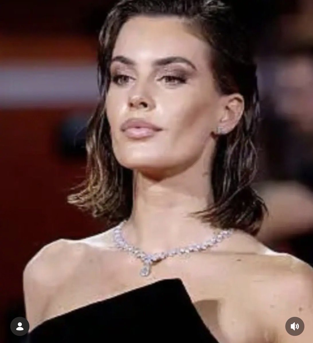 RayBoss22's tweet photo. Splendida ,una dea 💯💯💯#sophiecodegoni https://t.co/3G28walFlX