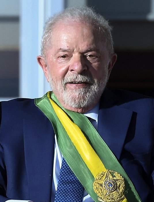 Formula_Music's tweet photo. ¿CON QUIÉN DE ESTOS IMPORTANTES LÍDERES DE LATINOAMÉRICA TE QUEDAS? 

🔄 Lula da Silva (Brasil)
❤️ Javier Milei (Argentina) https://t.co/N34PrKQcs0