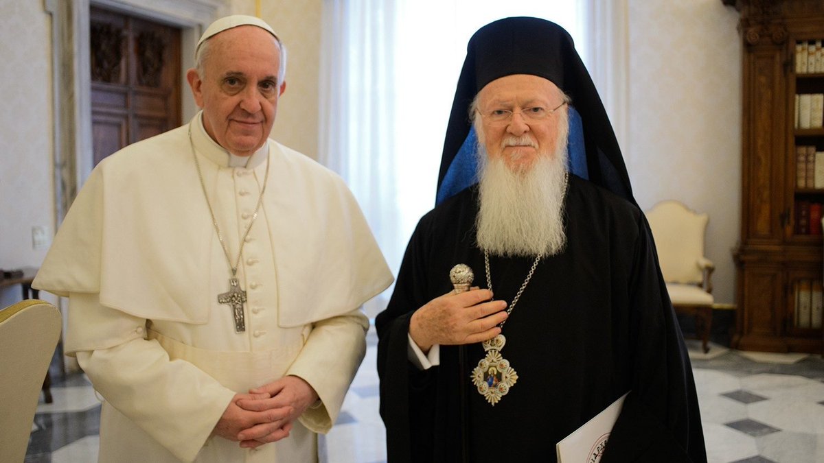CatholicArena's tweet photo. 🚨 Patriarch Bartholomew has said that he hopes for REUNIFICATION between the Orthodox and Catholic Church 

'We await – by grace and help from above – the restoration of full communion with the Church of Rome in the one Body of the One, Holy, Catholic and Apostolic Church, so that the Pentarchy may once again become whole and the ‘five-stringed lyre’ of the universal Church may once again resound in the fullness of its ancient harmony'