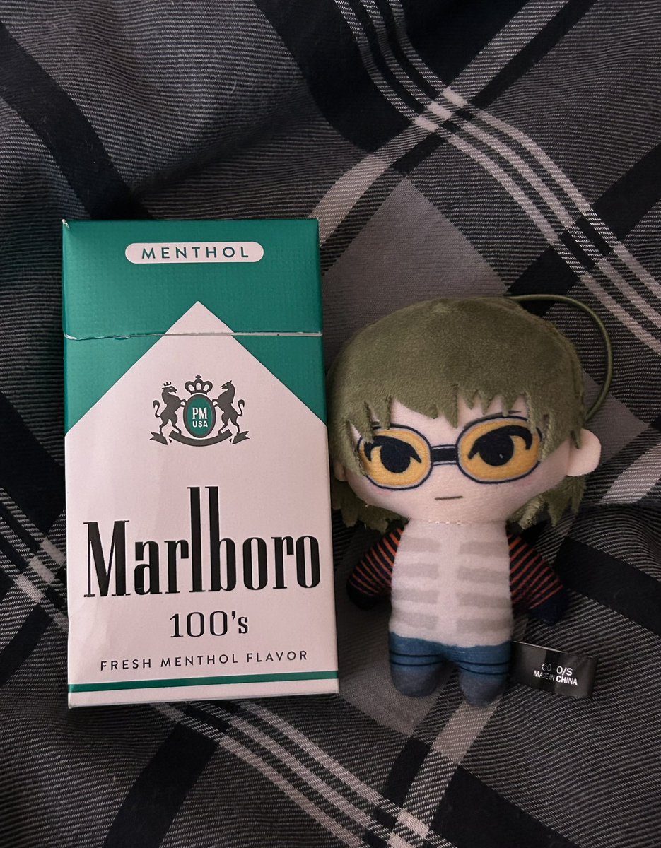 flightlessgibs's tweet photo. #mattjeevas/#mailjeevas | #deathnote
wyd if i offer you a cigarette but when you open the carton there’s just a lil matt plushie inside? https://t.co/njZHYoiKnG