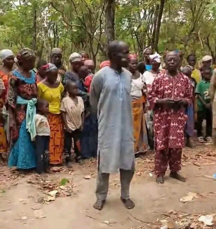 AmnestyNigeria's tweet photo. Southern Kaduna Worshippers: 5-months in Captivity 

Amnesty International is deeply concerned that the 37 people abducted in raids on churches during Easter Sunday worship on 5 April 2026 are still in captivity. The incident which happened in Ariko community of Kachia LGA southern Kaduna state is just one of many instances demonstrating the utter failure of Nigerian authorities to protect the people. 

Three of the 11 people abducted from Awon community have died in captivity this week. A woman Joy Samuel died on 28 August, after giving birth in a deplorable condition. The baby she delivered also died. Mr. Yusuf Bawa 34, and his 5-year-old son have also died as a result of severe illness and hunger. Deaths and severe illness these people are facing in captivity show the atrocities they are being subjected to. 

While in captivity, the abducted persons are always repeatedly threatened to be killed, starved, women and girls raped, beaten and dehumanized in so many ways. 

Recurring attacks, abductions for ransom, and killings are continuing to make life a hell in many parts of southern Kaduna. A climate of fear is affecting agricultural activities, education and other aspects of social lives of the people.

The Nigerian government must deliver on its national and international human rights obligations by immediately redoubling efforts to ensure the safe release and return of not only the 37 worshippers abducted in Kachia LGA, but also all people held captive by gunmen across Nigeria.