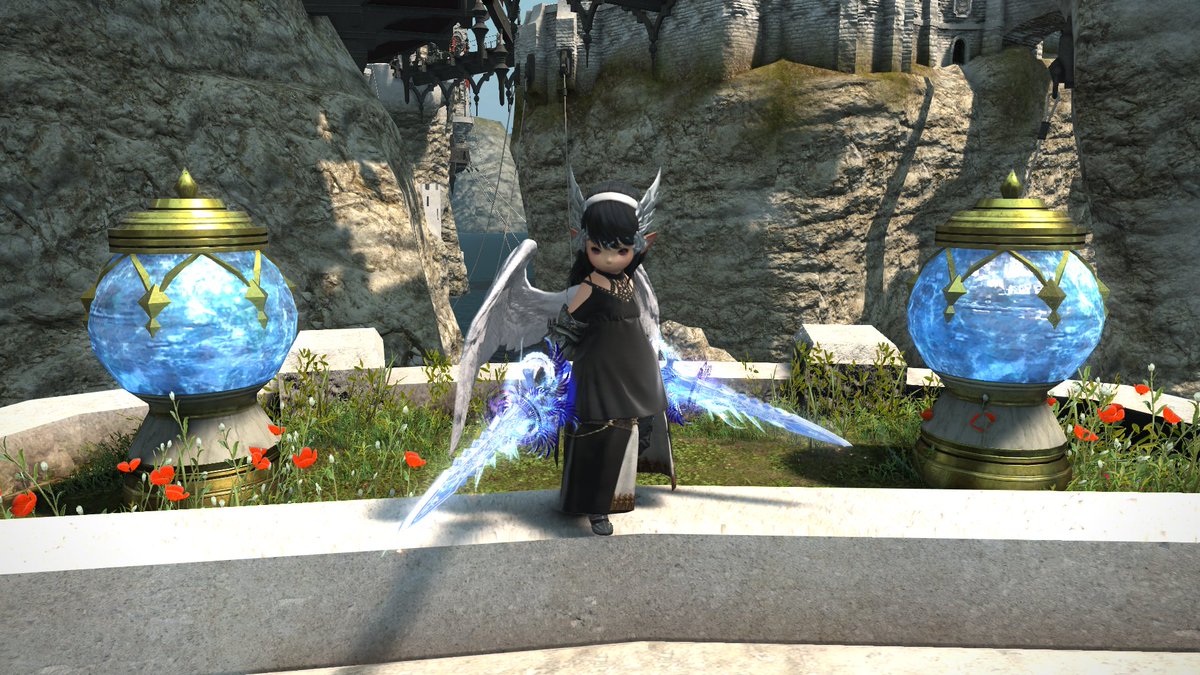 winterlantern_'s tweet photo. I saw two wind-up lesbians in limsa the other day then they fused overnight https://t.co/MOADdpku1K