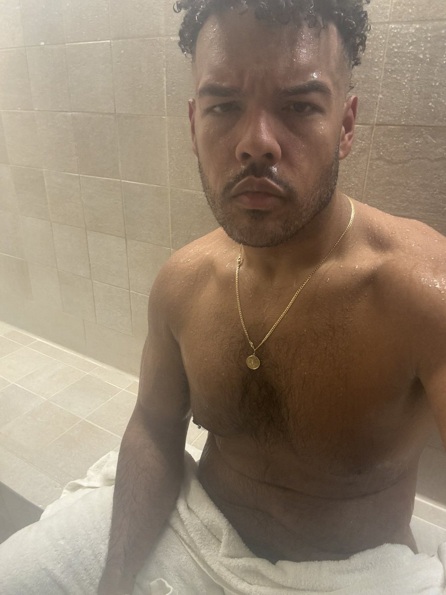 JEP_89's tweet photo. Mean mugging since 1989. 😏😂 A little reset after hitting legs HARD this Labor Day weekend. 🦵🏽💪🏽🔥 Now we relax… we earned it. 😮‍💨

#LaborDayWeekend #LegDay #GymLife #FitnessJourney #MeanMugging #WeekendVibes #WorkoutComplete #Progress #Consistency #FeelingMyself #MiamiLife https://t.co/2j8rSl7d1r