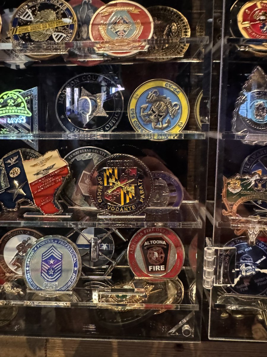 Rick_O_UNC's tweet photo. This may be the coolest thing ever. My challenge coin forever enshrined at @rnrbarnash @johnrich https://t.co/dRSwoeofxg