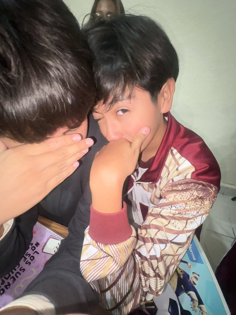 flxemiix's tweet photo. At school🐷🪽 https://t.co/o27gZ9qRnQ