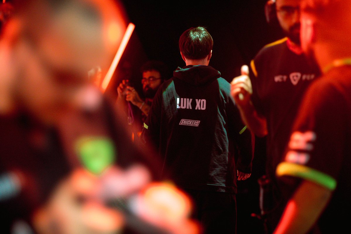 loud_lukxo's tweet photo. ggs @100T_VAL 

obrigado pela torcida e por apoiarem os mlks nesses dias, foram de longe os dias mais felizes da minha vida

desculpem por hoje, voltamos na champions, nao vamos desistir aqui 

💚 https://t.co/0xz2gE6iQt