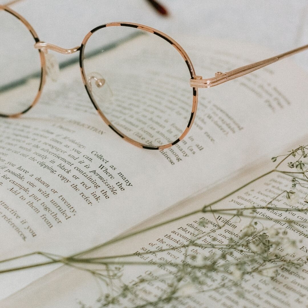 ThProBookEditor's tweet photo. Finishing the book was the hard part.
The expensive part is the decision that comes next, but most owners make it blind.
Grab our free guide to making it with your eyes open. #Publishing #IndieAuthor #WritingCommunity

https://t.co/GrTBuLJFY7 https://t.co/8rKnZkcXZi
