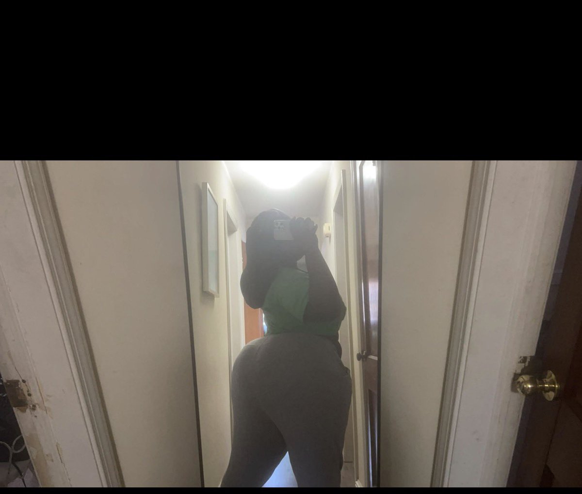 Only1shannie's tweet photo. @__hOneygOld Exactly I’m not showing nothing more that would be to much…. https://t.co/3MTsAtvI6u