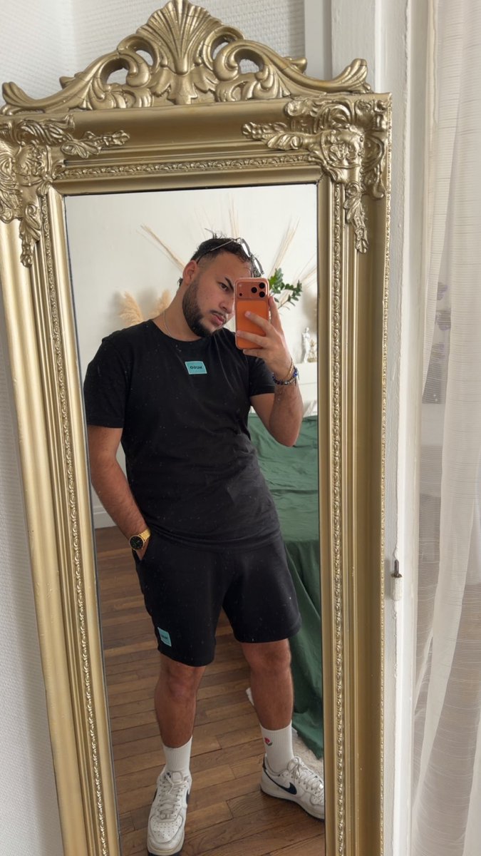 AllanHmz's tweet photo. 🩵🖤
#LGBTQIASoLate https://t.co/QPDcYy34dM