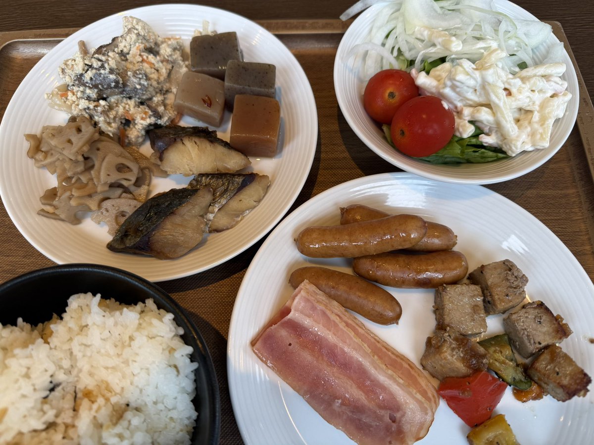 taka__avi's tweet photo. 今日のホテル朝食😋
#ゆりさんに届け https://t.co/a4HZChGaH0
