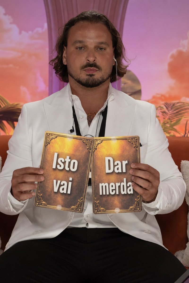 touuuu_so_a_ver's tweet photo. E muita! 🤣
#bbtvi #bballstars https://t.co/mAsuwTlTmG