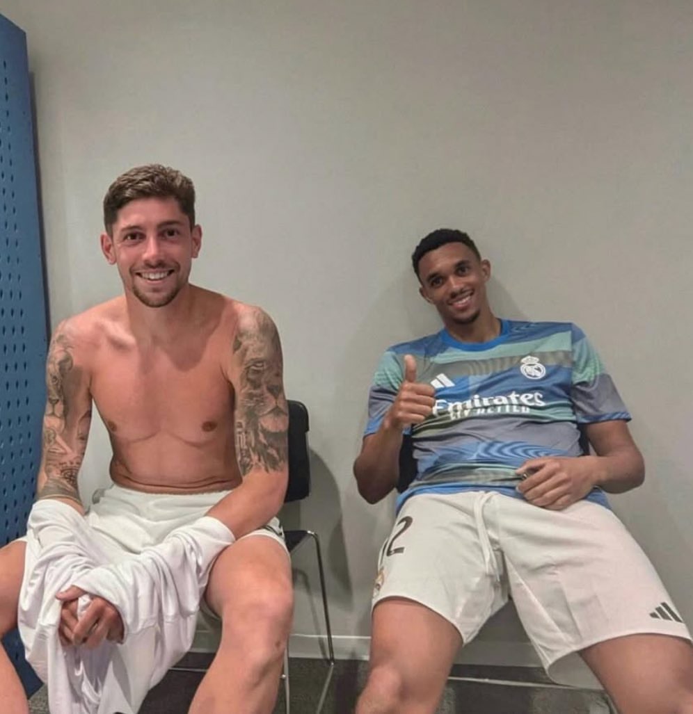 MadridXtra's tweet photo. 🚨 BREAKING: Trent Alexander-Arnold could start in MIDFIELD alongside Fede Valverde vs Inter Milan.

José Mourinho is considering it. @AlbertoPereiro https://t.co/5EAvGzWCxz