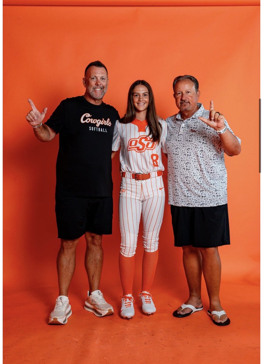 PCleary2028's tweet photo. Officially a Cowgirl! Thank you to everyone who helped me along the way! Go Pokes! 🤠🧡🖤 @OSUcoachG @Coach_Shippy @bergy_9 @ejonesrockchalk @2k10Select @cowgirlsb @EnsorRuss https://t.co/sQrKc6MsAi