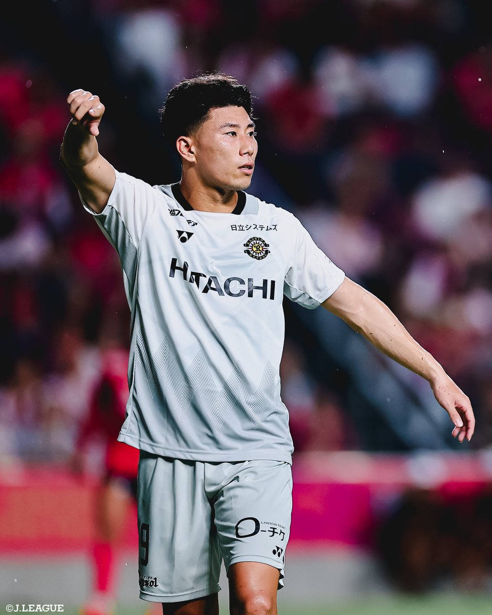 J_League's tweet photo. 🎂 HAPPY BIRTHDAY 🎂

本日9月7日は
柏レイソル
細谷真大 選手の25歳の誕生日です👏

細谷選手、
おめでとうございます🎊

@REYSOL_Official
#Ｊリーグ https://t.co/xMgKe5ix41