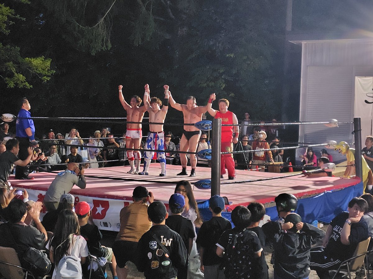 b_team1972's tweet photo. 今年も盛り上がった『北都プロレス美幌神社大会』！#北海道 #オホーツク #美幌町 #北都プロレス #美幌神社 #藤波辰爾 #LEONA #斗猛矢 #神田愛実 #ルールルル #北海熊五郎 #秋まつり https://t.co/V3TNQzoQZ8